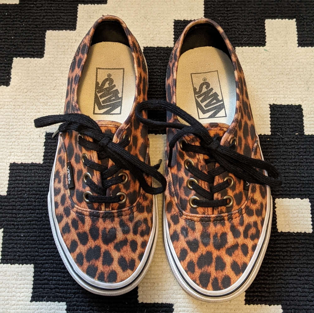 Vans Authentic Sneaker Leopard Size 3.5/5